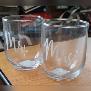 Mr. & Mrs. Wine Glasses